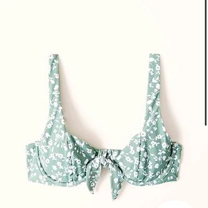 Abercrombie & Fitch underwire bikini top